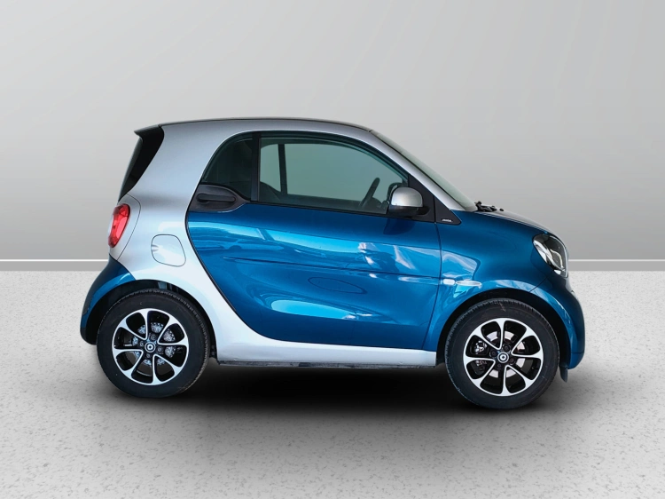7 - smart fortwo Fortwo 1.0 Passion 71cv twinamic