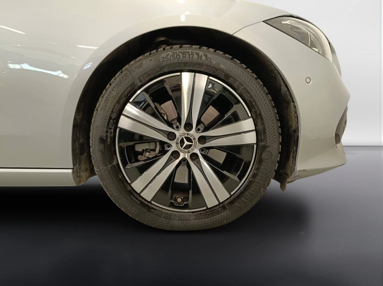 16 - Mercedes-Benz Classe C 220 d mhev Advanced Plus 4matic 197cv auto