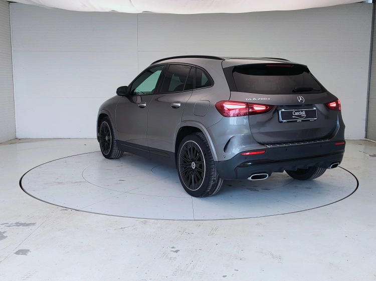 7 - Mercedes-Benz GLA 200 d AMG Line Premium auto