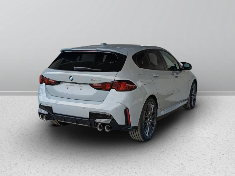 5 - BMW Serie 1 BMW M135 xDrive