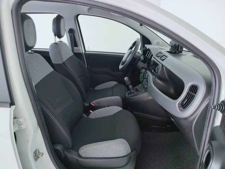 14 - Fiat Panda Panda 0.9 t.air t. natural power City Life 70cv 5p.ti