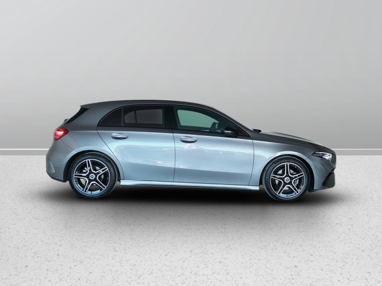 7 - Mercedes-Benz Classe A 200 d Automatic