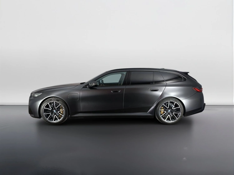 6 - BMW M M5 M5 Touring 4.4 727cv auto