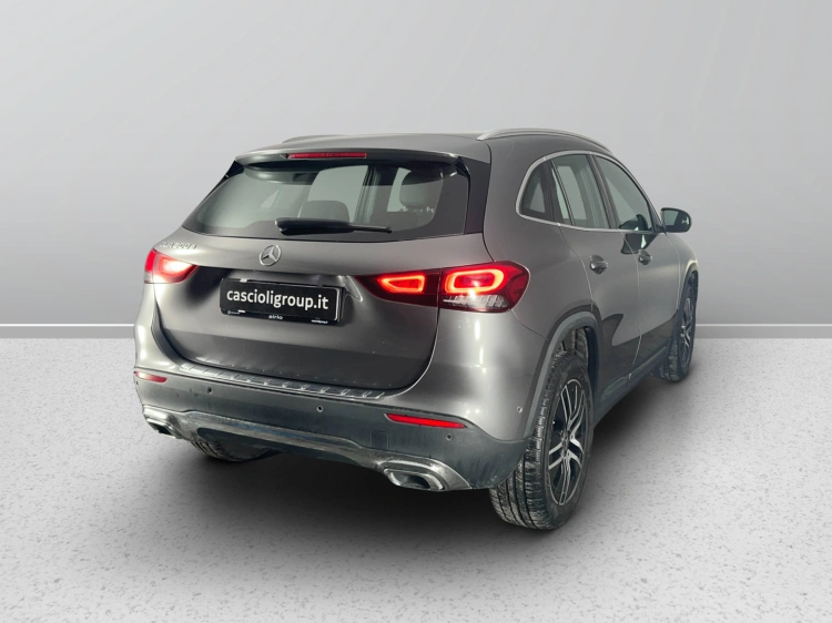 5 - Mercedes-Benz GLA 200 d Sport Plus auto