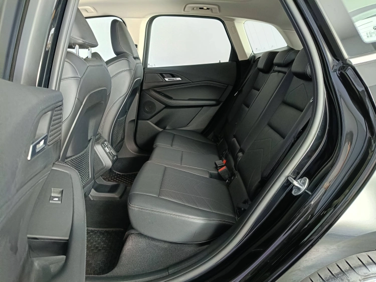 10 - BMW Serie 2 218i Active Tourer Luxury auto