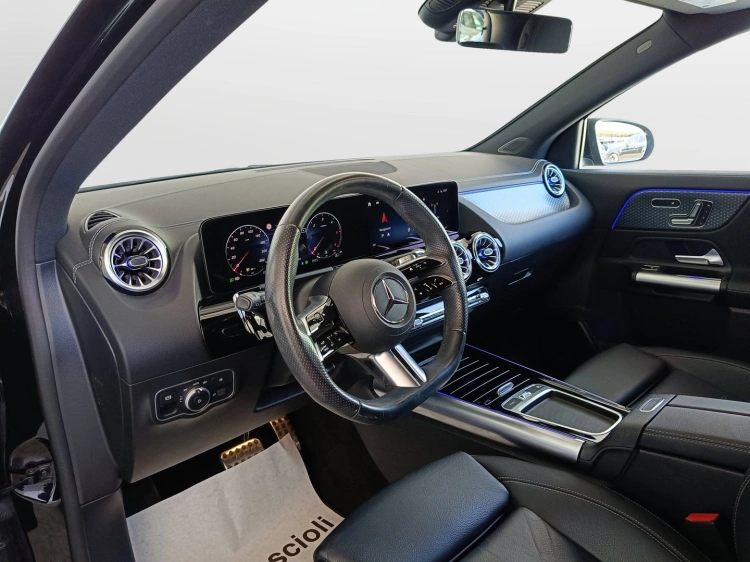 7 - Mercedes-Benz GLA 200 d AMG Line Advanced Plus 4matic auto