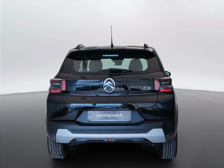 6 - Citroen C3 C3 1.2 turbo Plus 100cv s&s