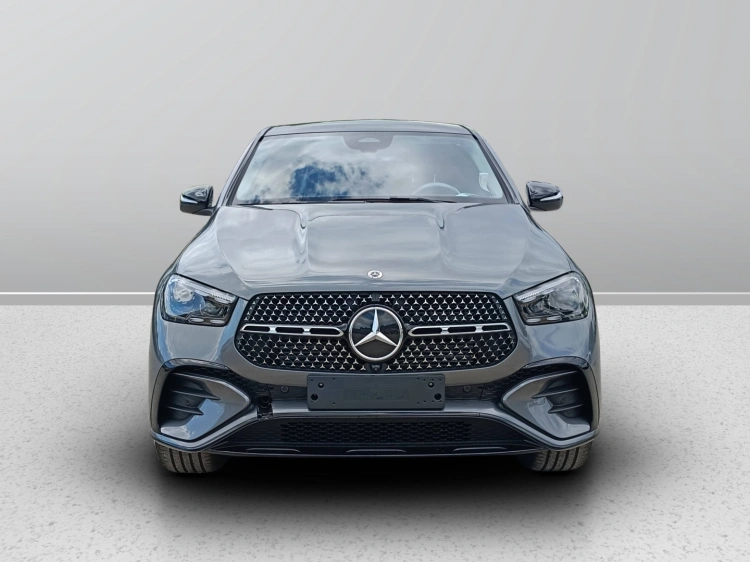 2 - Mercedes-Benz GLE GLE 300 d 4MATIC Coupe