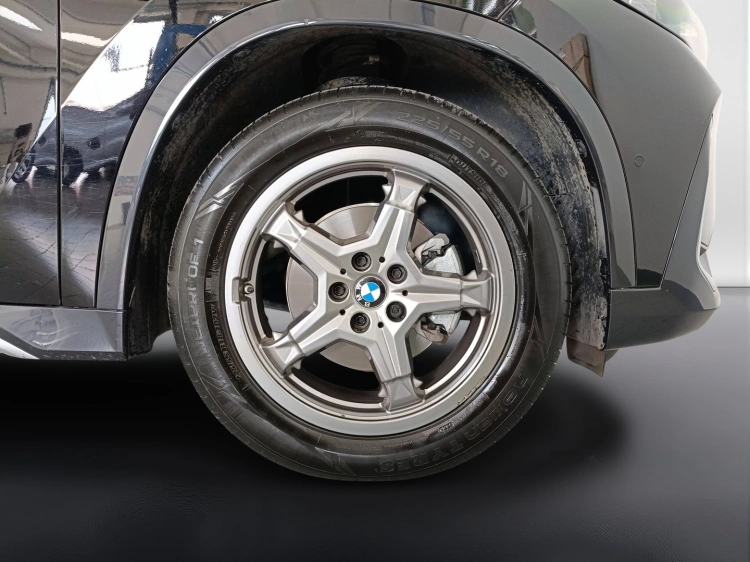 21 - BMW X1 X1 sdrive18d auto