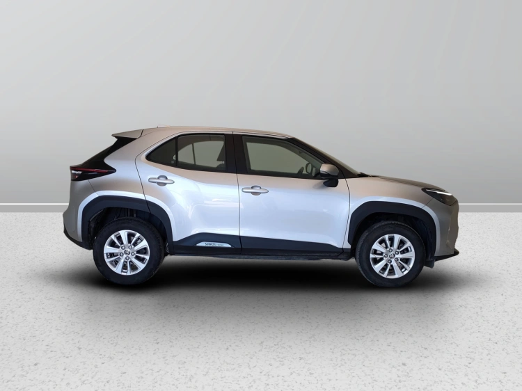 7 - Toyota Yaris Cross Yaris Cross 1.5h Active fwd 116cv e-cvt