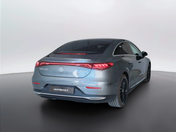 5 - Mercedes-Benz EQE 350 Premium 4matic