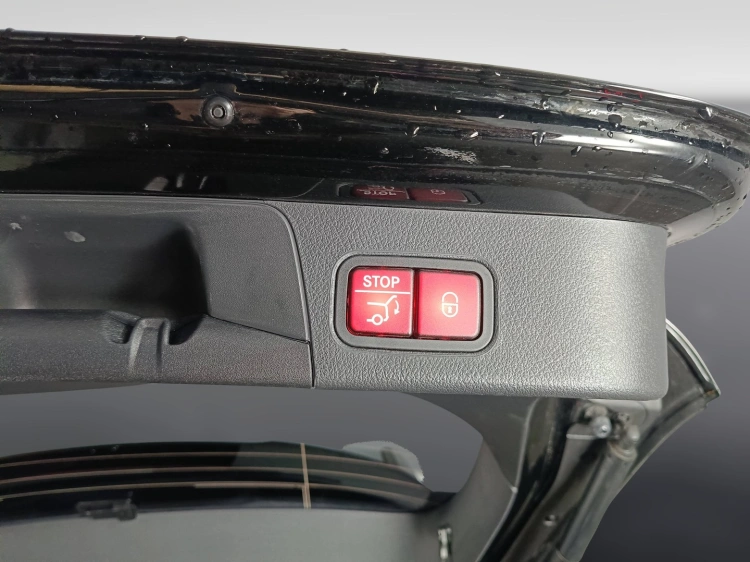 23 - Mercedes-Benz Classe B 180 d AMG Line Advanced Plus auto
