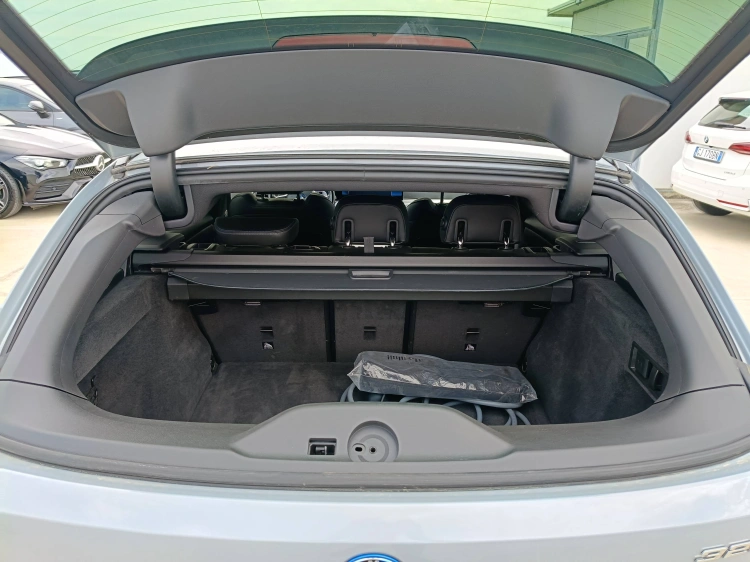 21 - BMW Serie 3 320e Touring MSport auto