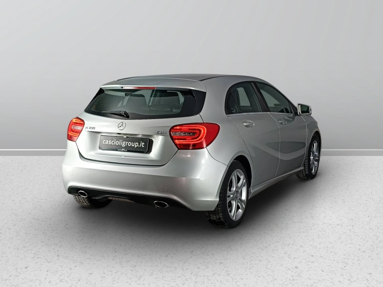 4 - Mercedes-Benz Classe A MERCEDES A180 CDI SE SPORT
