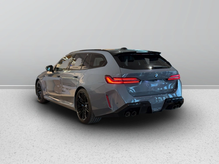 10 - BMW M M5 M5 Touring
