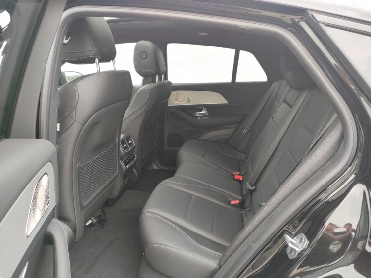 9 - Mercedes-Benz GLE GLE 300 d 4MATIC Coupe