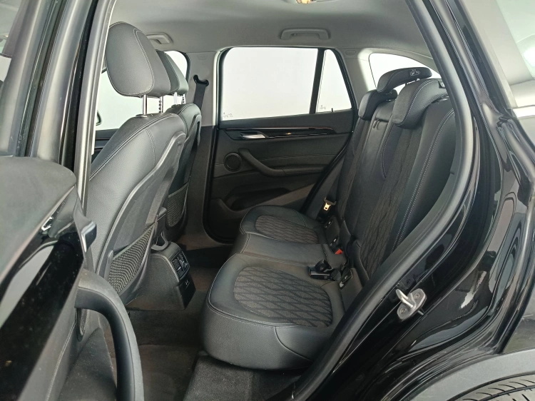 10 - BMW X1 X1 sdrive18d xLine auto my18