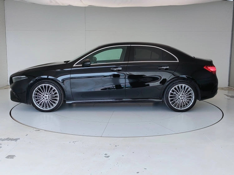8 - Mercedes-Benz Classe A 250 e phev AMG Line Advanced Plus auto
