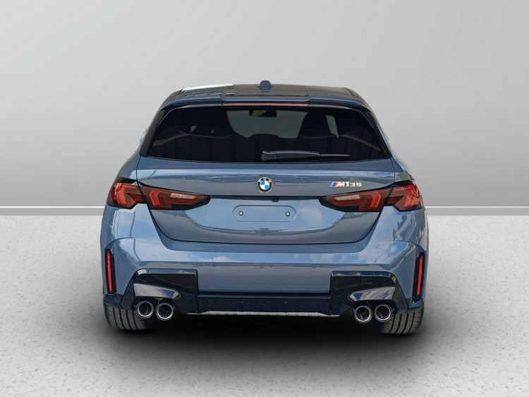 4 - BMW Serie 1 BMW M135 xDrive