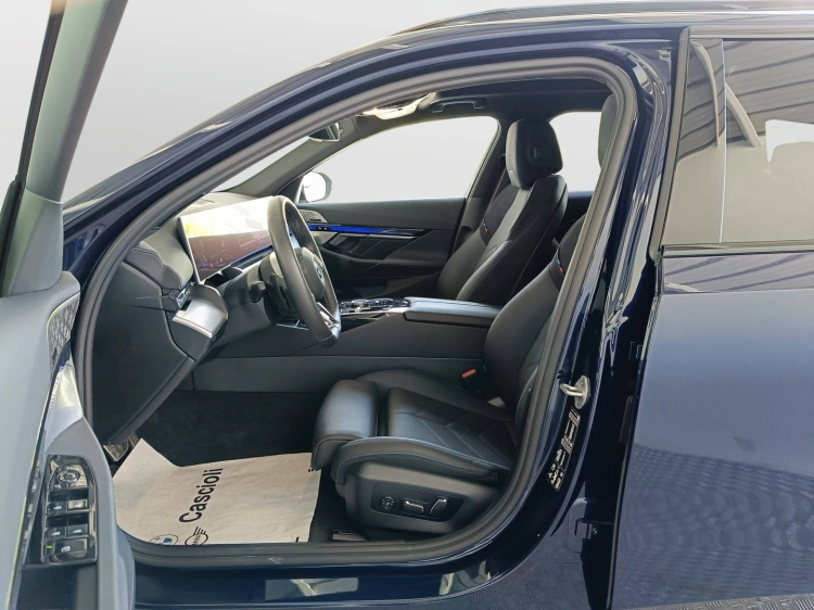 8 - BMW Serie 5 520d Touring 48V xdrive MSport Pro auto