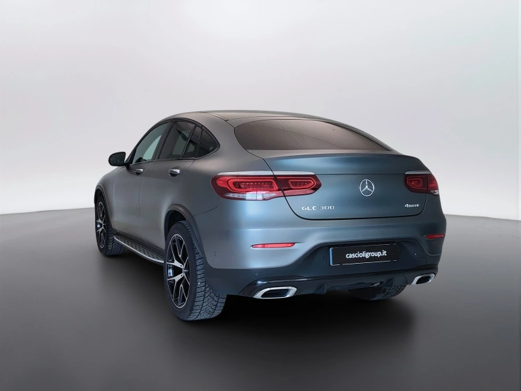 7 - Mercedes-Benz GLC Coupe 300 mhev (eq-boost) Premium Plus 4matic auto