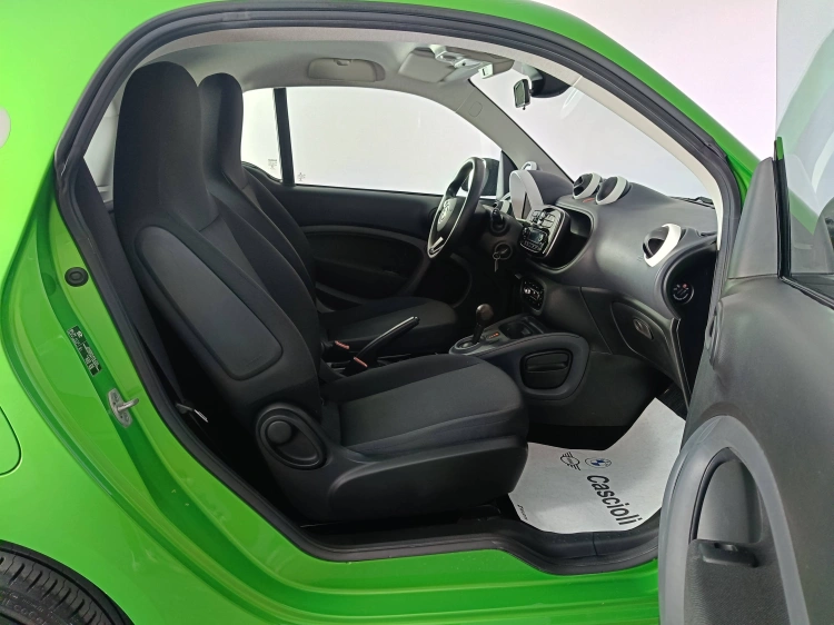 10 - smart fortwo Fortwo electric drive Prime