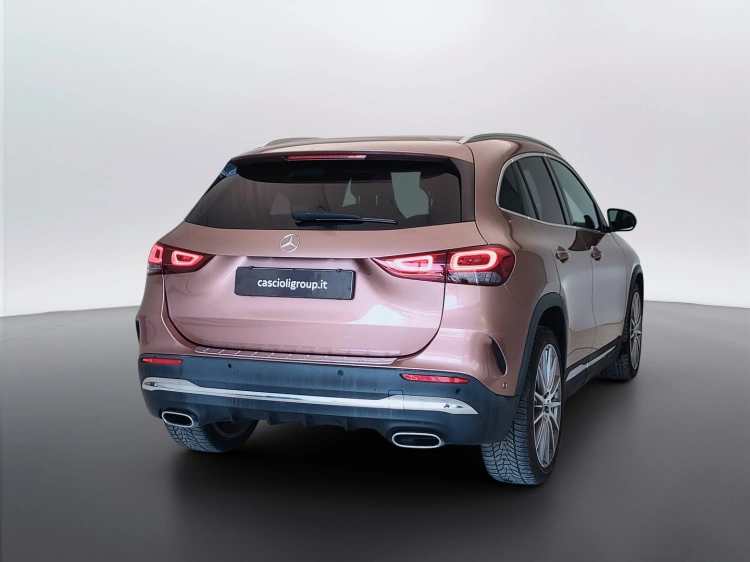 5 - Mercedes-Benz GLA 200 d Premium auto