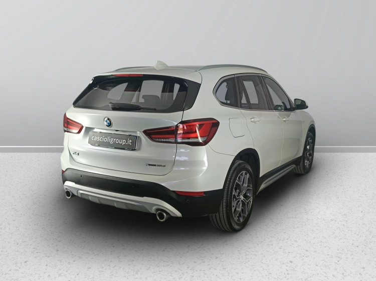 4 - BMW X1 X1 xdrive18d xLine Plus auto