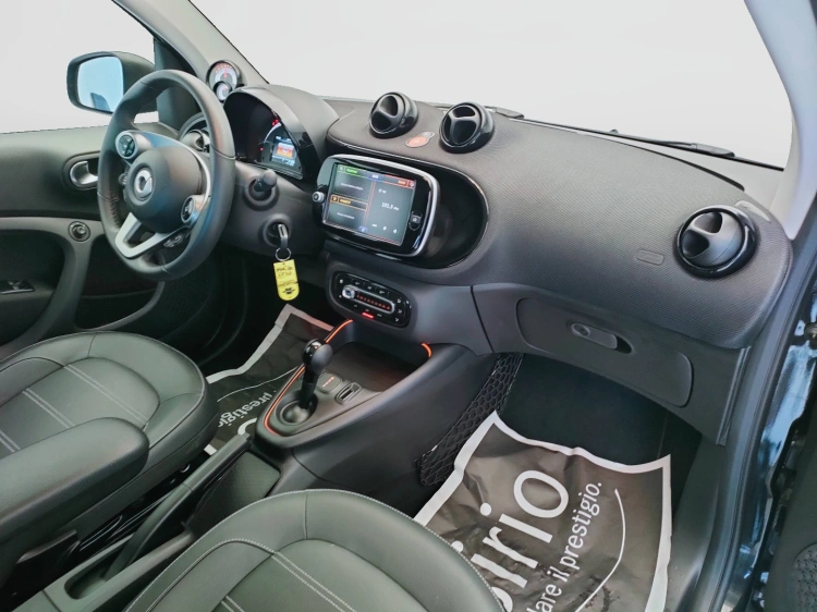13 - smart fortwo Fortwo eq Prime 22kW