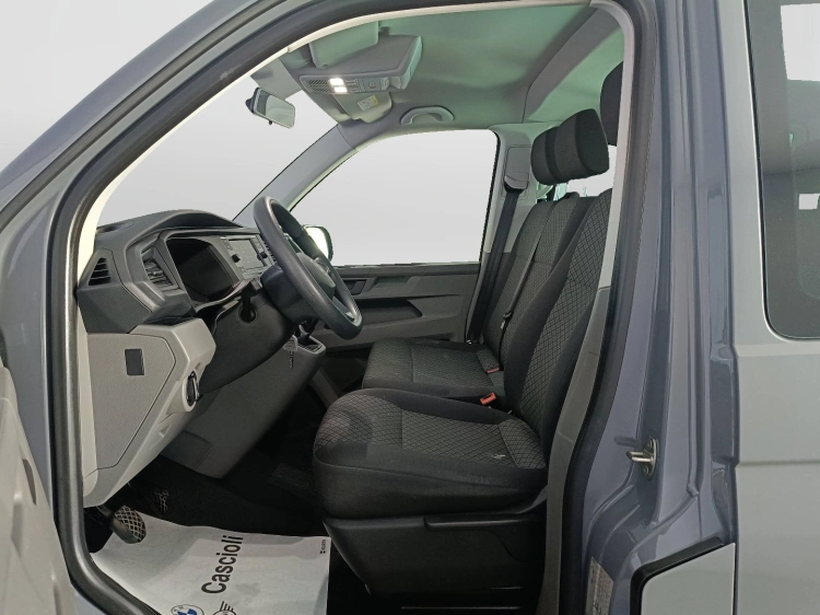 8 - Volkswagen T6.1 Transporter 30 T6.1 Transporter 30 2.0 tdi 110cv kombi p.c.