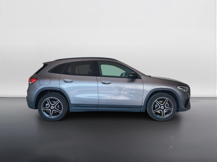 4 - Mercedes-Benz GLA 250 e phev (eq-power) Premium auto