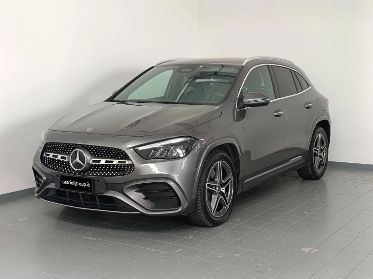1 - Mercedes-Benz GLA 200 d AMG Line Premium 4matic auto