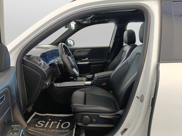8 - Mercedes-Benz GLB 200 d Sport Plus 4matic auto