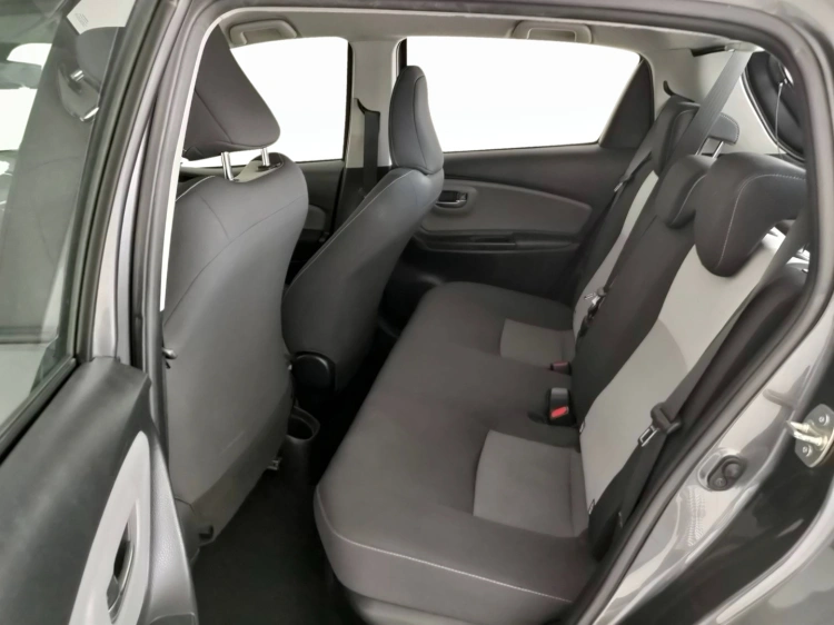 10 - Toyota Yaris Yaris 5p 1.5h Active my18