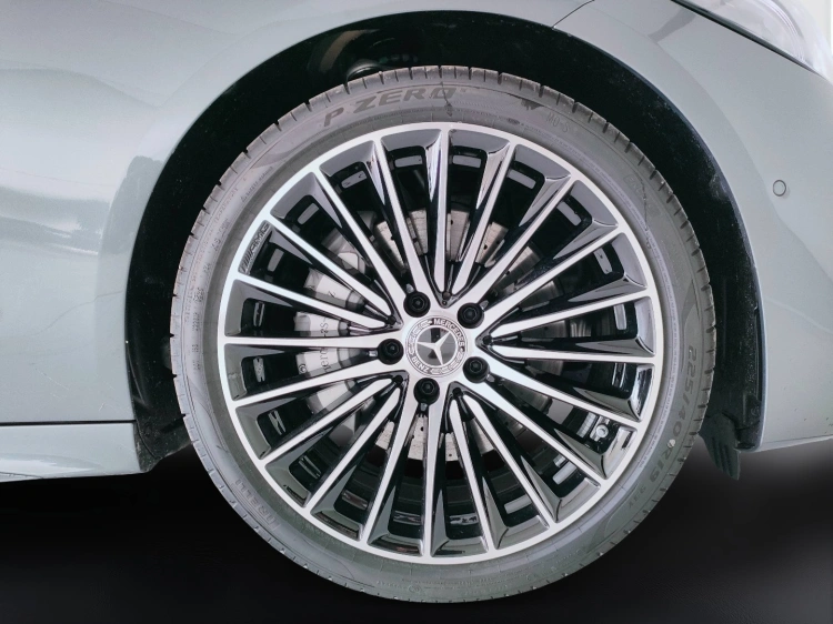 8 - Mercedes-Benz Classe C 220 d mhev AMG Line Advanced 200cv auto