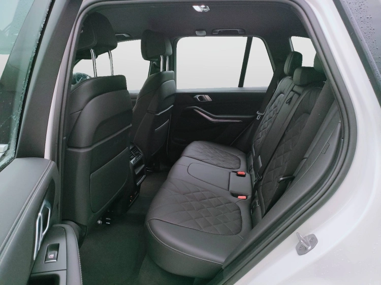 11 - BMW X5 X5 xdrive30d MSport auto