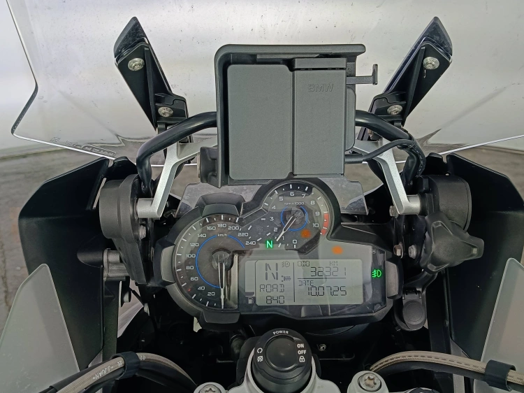 9 - BMW Motorrad GS R 1200 GS Adventure Triple Black Abs my17