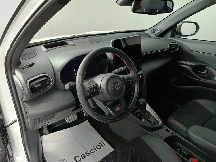 7 - Toyota Yaris Cross Yaris Cross 1.5h GR Sport fwd 130cv e-cvt