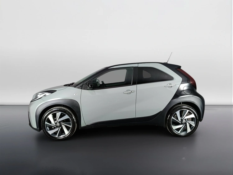 6 - Toyota Aygo X Aygo X 1.0 Lounge 72cv s-cvt