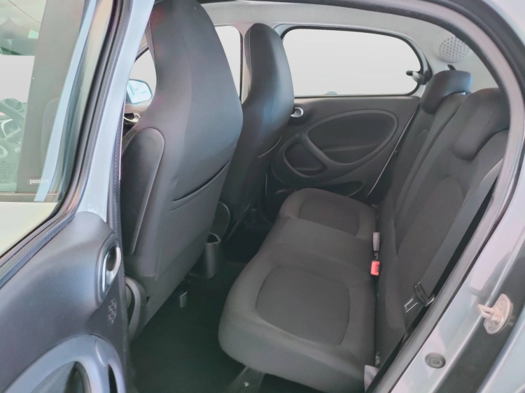 12 - smart forfour Forfour 1.0 Passion 71cv twinamic my18