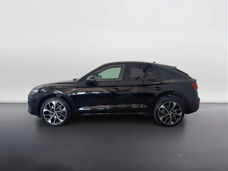 6 - Audi Q5 Q5 Sportback 40 2.0 tdi mhev 12V Identity Black quattro s-tr