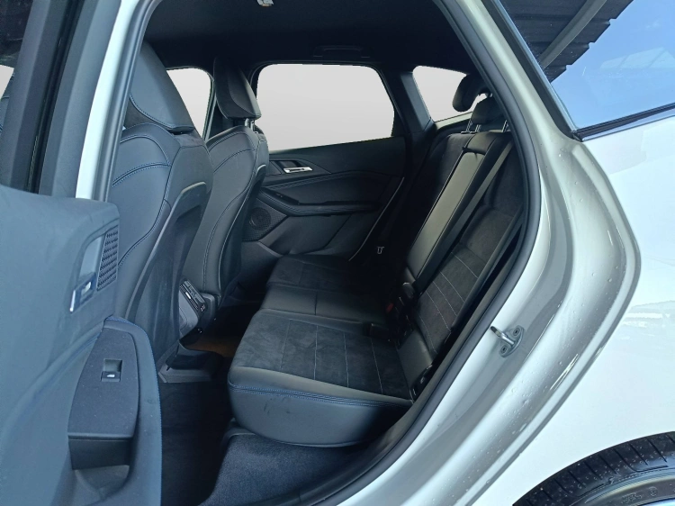 9 - BMW Serie 2 218d Active Tourer Msport auto