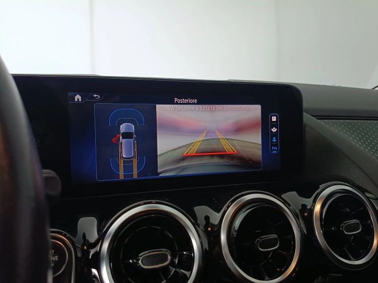 14 - Mercedes-Benz Classe B 180 d Progressive Advanced auto