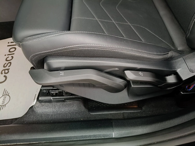 19 - BMW X1 X1 xdrive23d mhev 48V MSport Pro auto