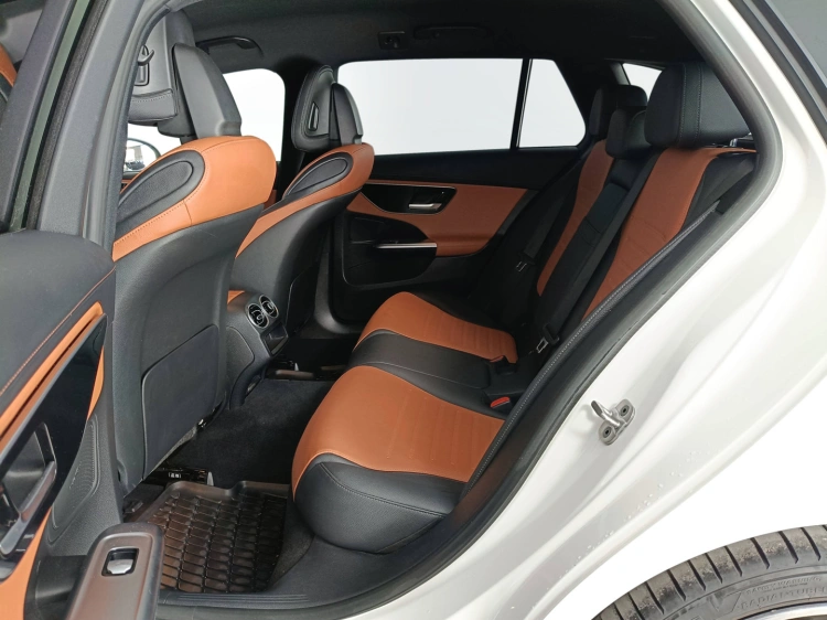 9 - Mercedes-Benz Classe C SW 220 d mhev AMG Line Premium 4matic 197cv auto