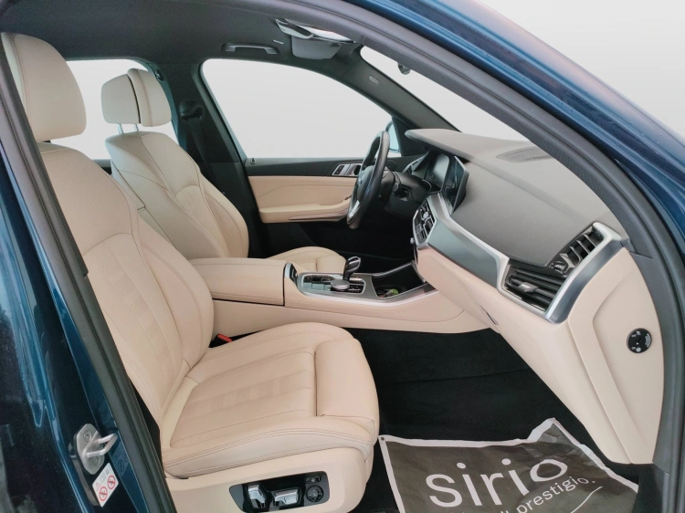 12 - BMW X5 X5 xdrive25d Business auto