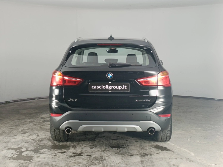 6 - BMW X1 X1 xdrive20d xLine auto