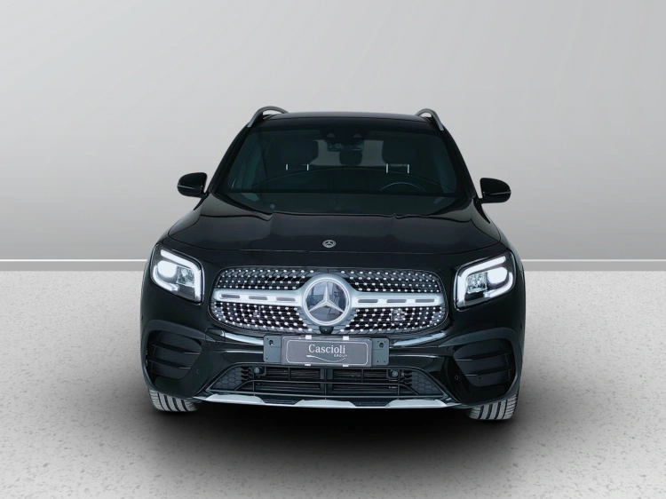 2 - Mercedes-Benz GLB 200 d Premium 4matic auto