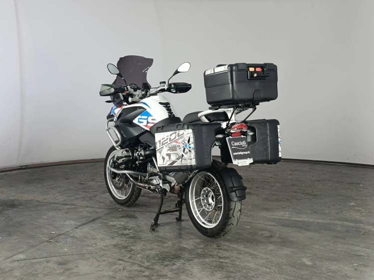 6 - BMW Motorrad GS R 1200 GS