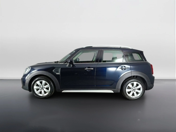 6 - MINI Countryman Mini Countryman 1.5 One D Essential auto
